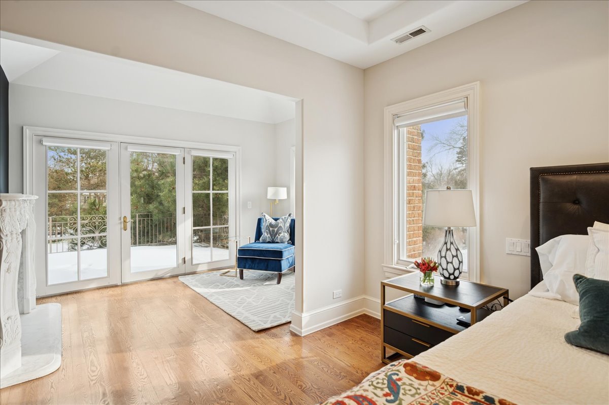 985 Pine Tree Lane Winnetka, IL 60093 - Photo 33 of 60