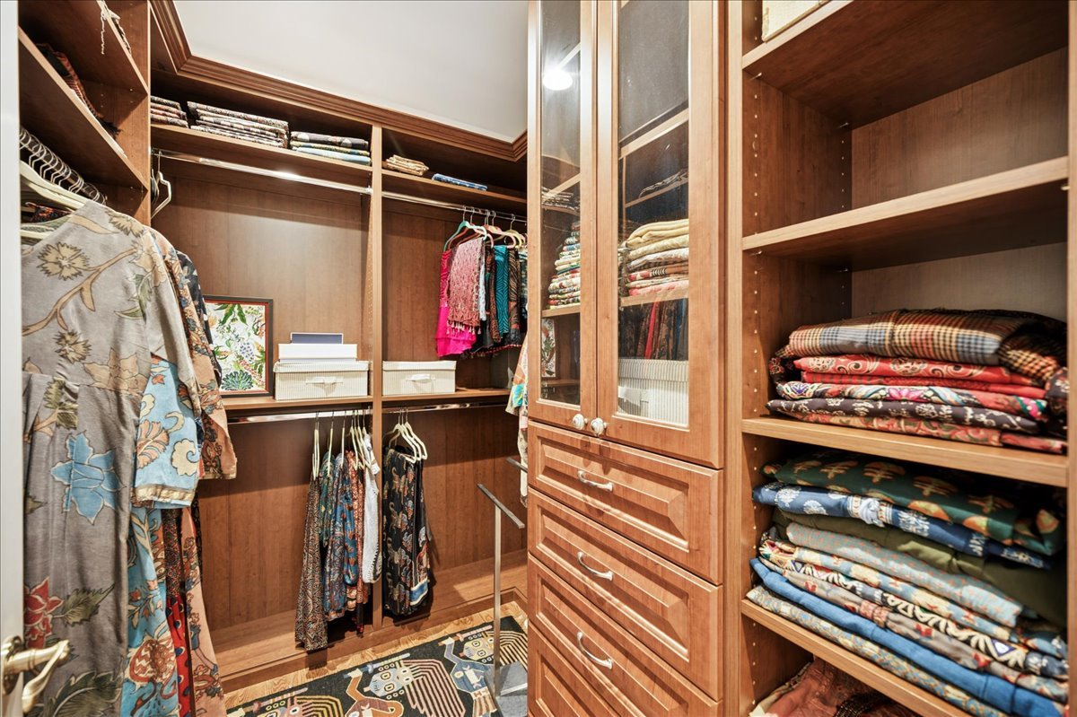 985 Pine Tree Lane Winnetka, IL 60093 - Photo 37 of 60