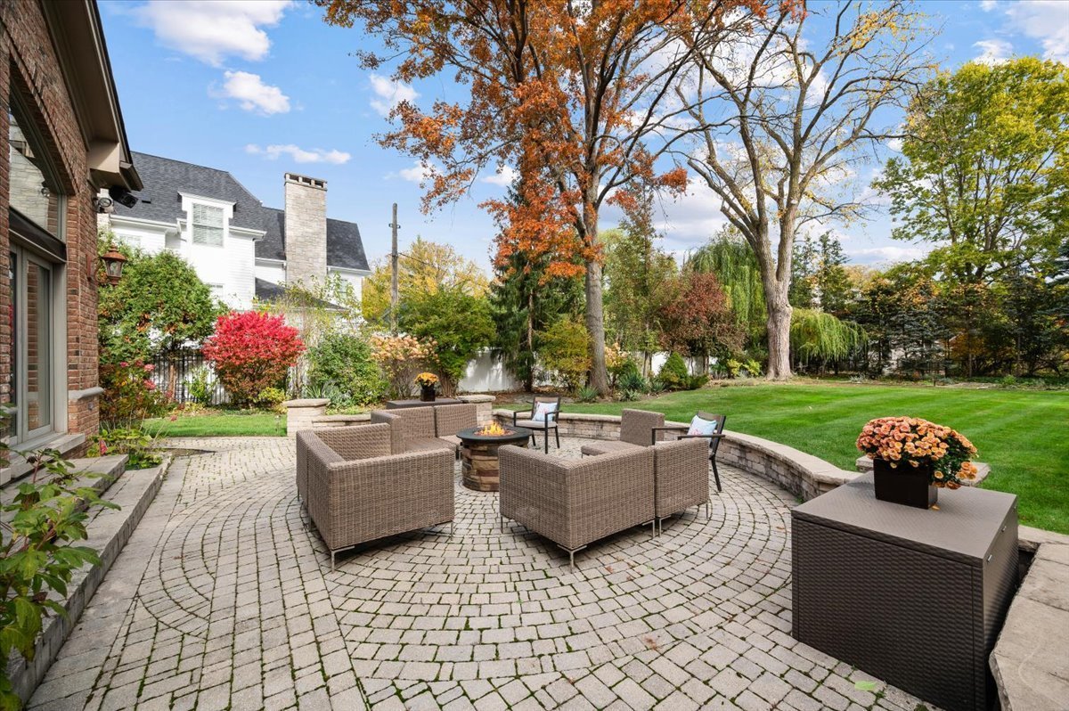 985 Pine Tree Lane Winnetka, IL 60093 - Photo 54 of 60