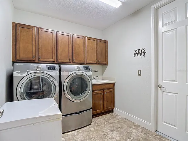 $2,350 | 20952 Amanda Oak Court, Land O Lakes, FL 34638