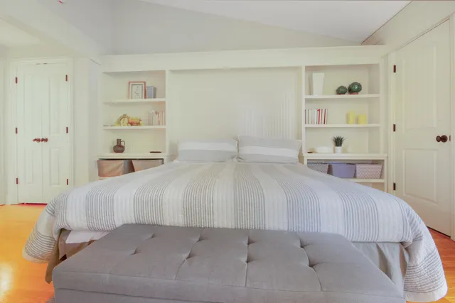 $3,000 | 403 Deerpath West, Unit F, Fontana, WI 53125