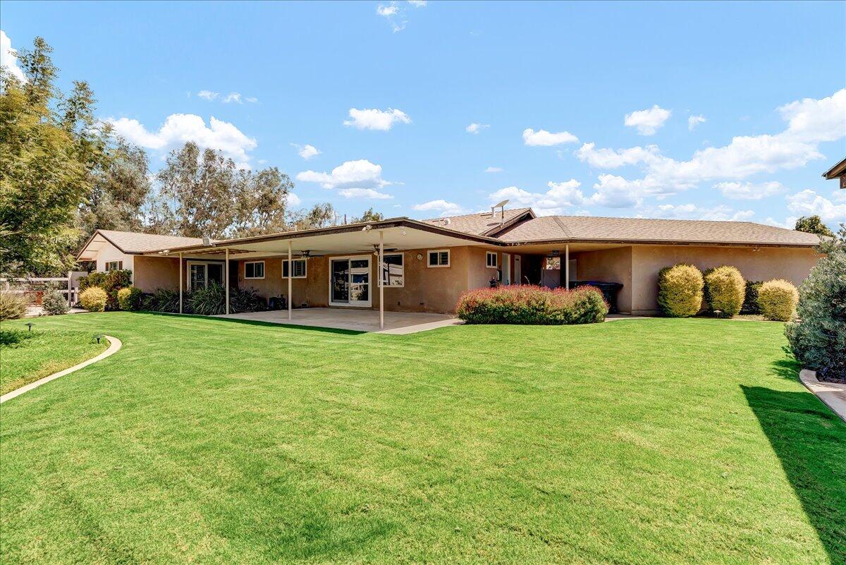 1635 North Elberta Road Exeter, CA 93221 - Photo 48 of 92 Backyard