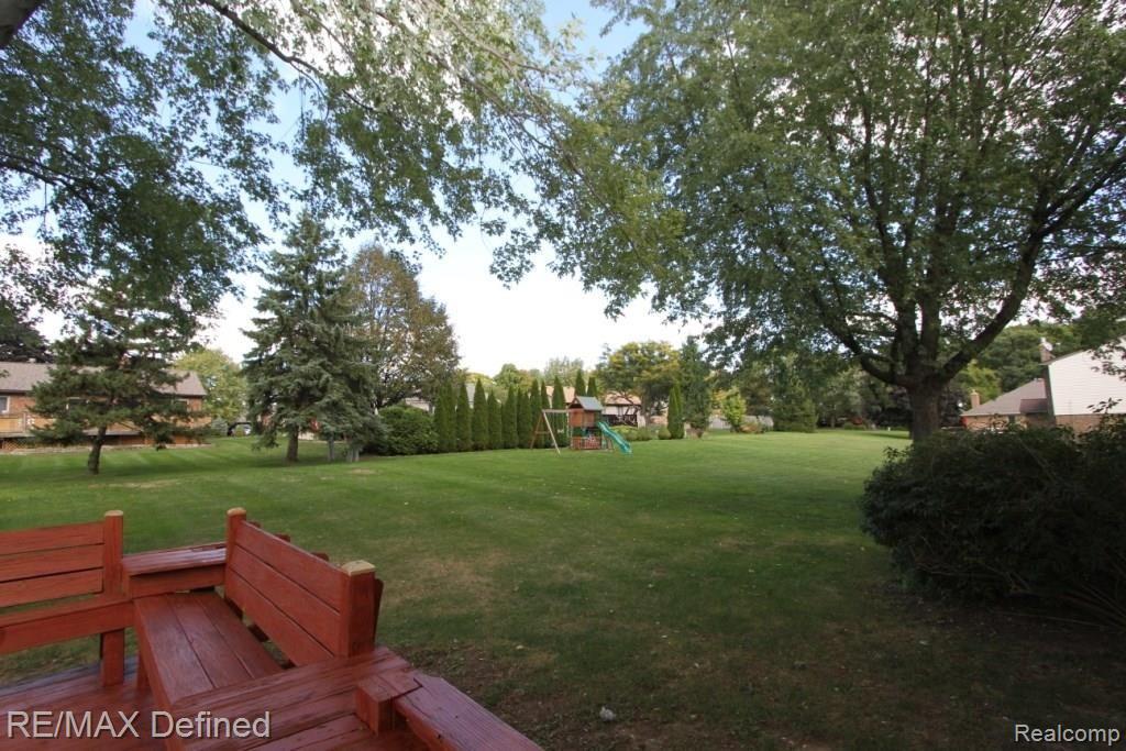 282 Slade Court Rochester Hills, MI 48307 - Photo 18 of 19