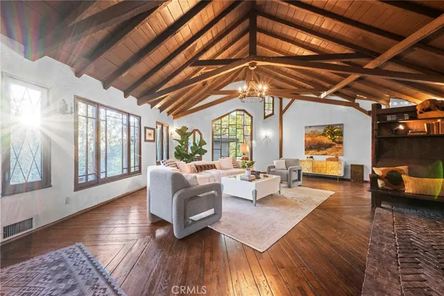 $1,599,999 | 1855 Verdugo Knolls Drive, Glendale, CA 91208