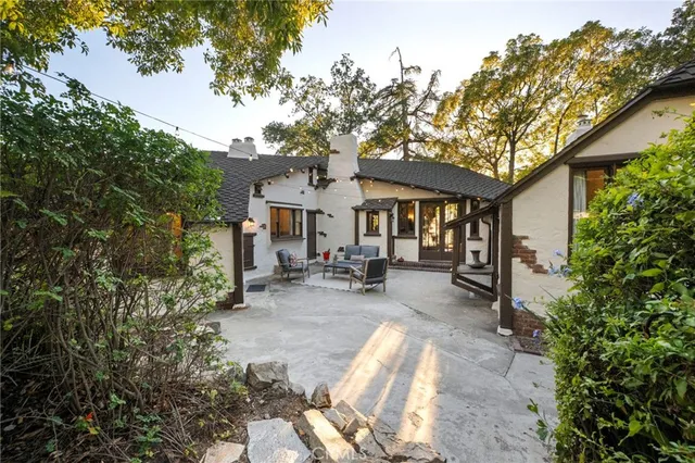 $1,599,999 | 1855 Verdugo Knolls Drive, Glendale, CA 91208