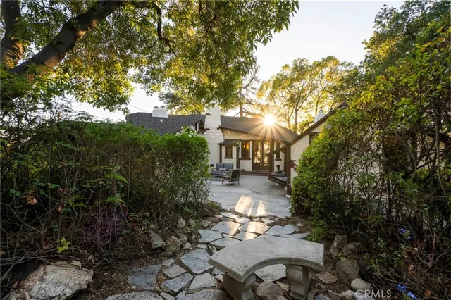 $1,599,999 | 1855 Verdugo Knolls Drive, Glendale, CA 91208