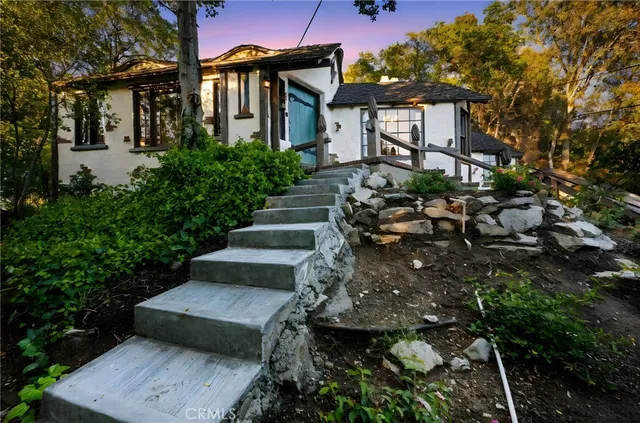 $1,599,999 | 1855 Verdugo Knolls Drive, Glendale, CA 91208