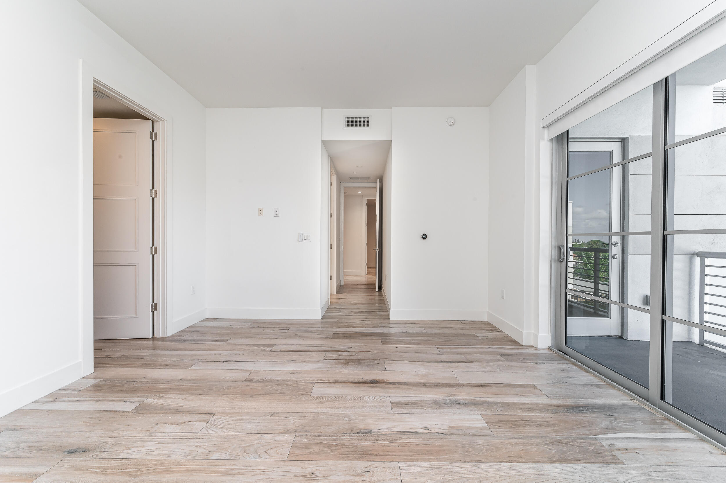 155 East Boca Raton Road, Unit 516 Boca Raton, FL 33432 - Photo 11 of 47 photo-23