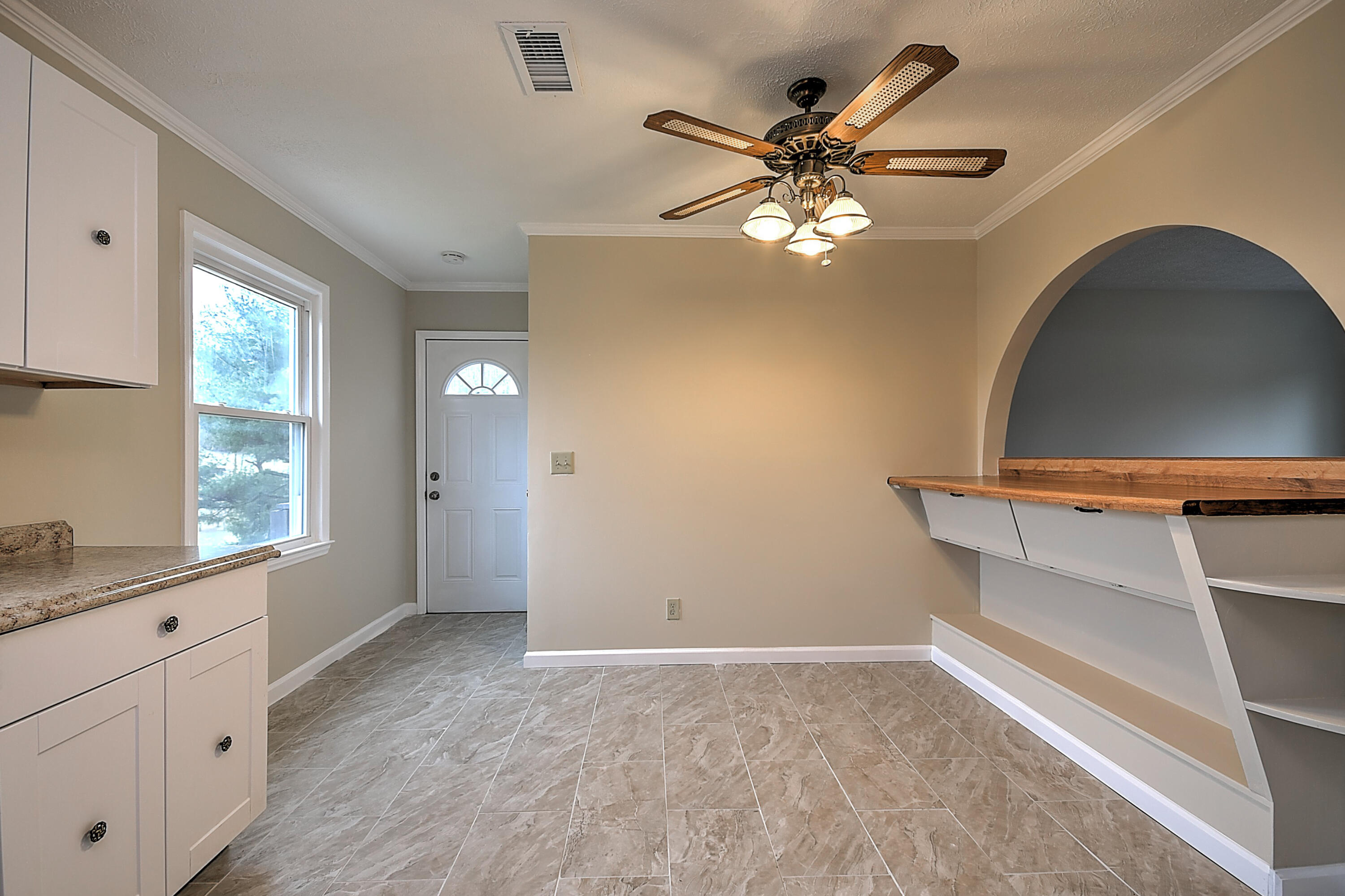 6026 Reedy Creek Road Bristol, VA 24202 - Photo 13 of 41 6026 Reedy Creek-14
