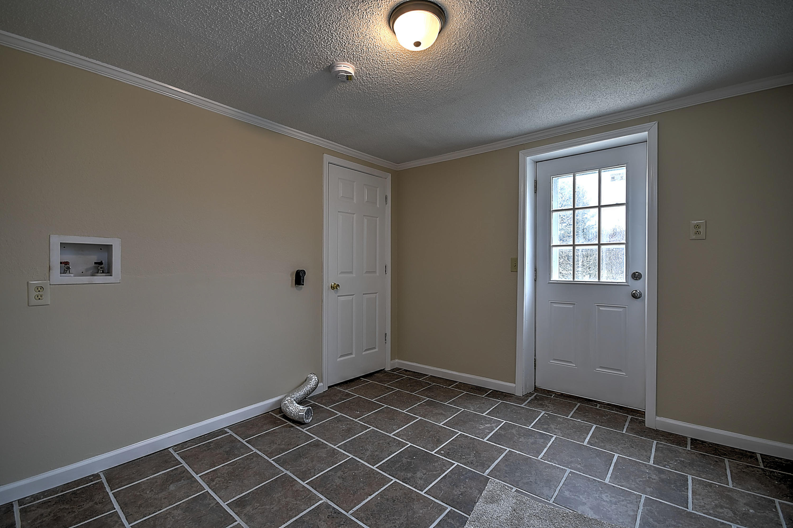6026 Reedy Creek Road Bristol, VA 24202 - Photo 29 of 41 6026 Reedy Creek-30