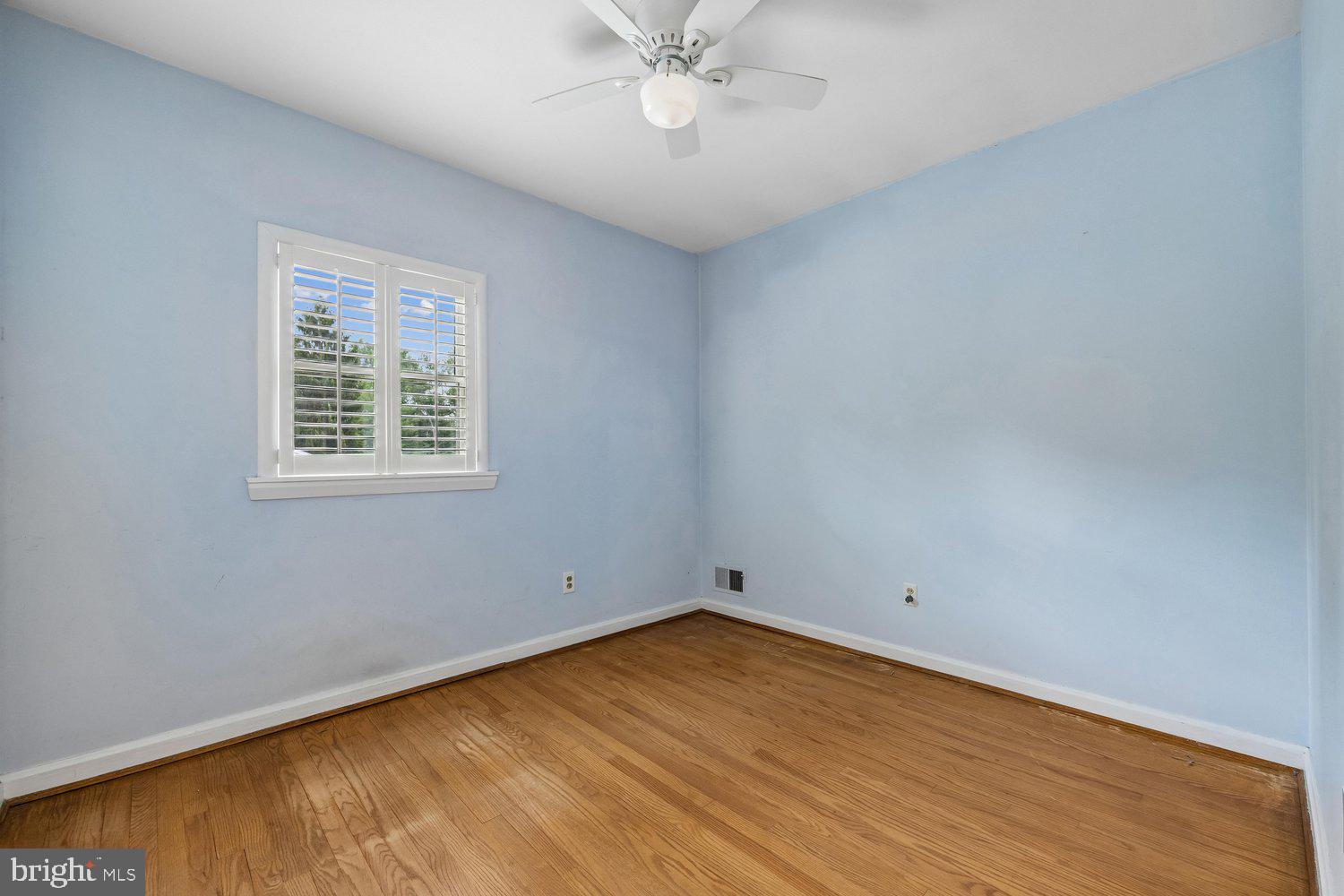 1121 Tanley Road Silver Spring, MD 20904 - Photo 31 of 69 Bedroom 3