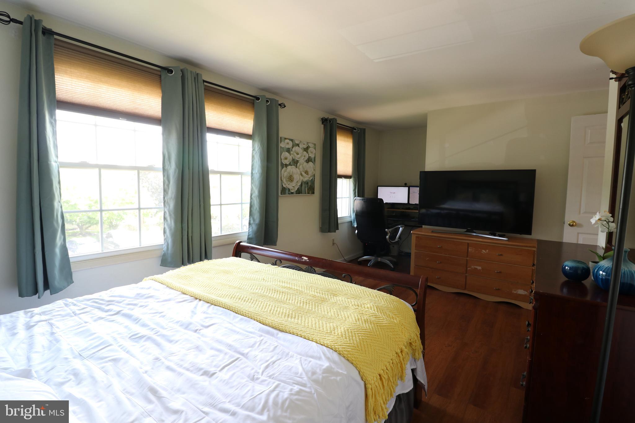 1707 Springhouse Court Frederick, MD 21702 - Photo 17 of 29 Master bedroom with area for desk
