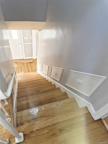 $1,549,000 | 80-19 Utopia Parkway | Jamaica Estates