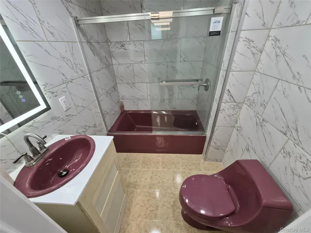 $1,549,000 | 80-19 Utopia Parkway | Jamaica Estates