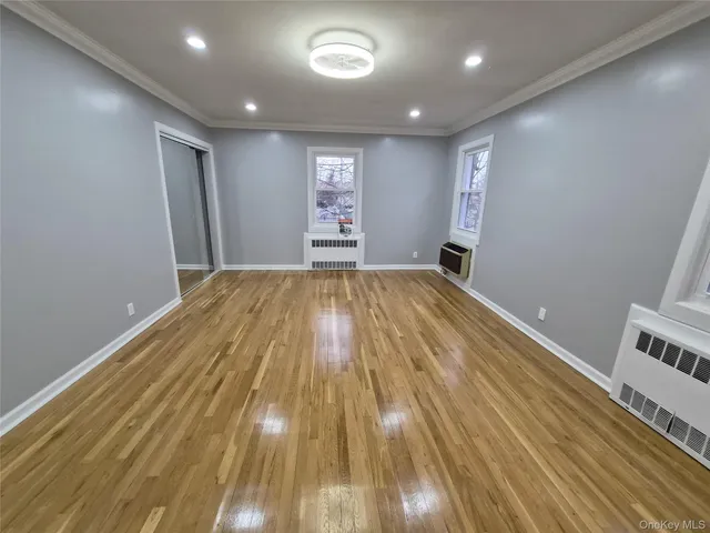 $1,549,000 | 80-19 Utopia Parkway | Jamaica Estates