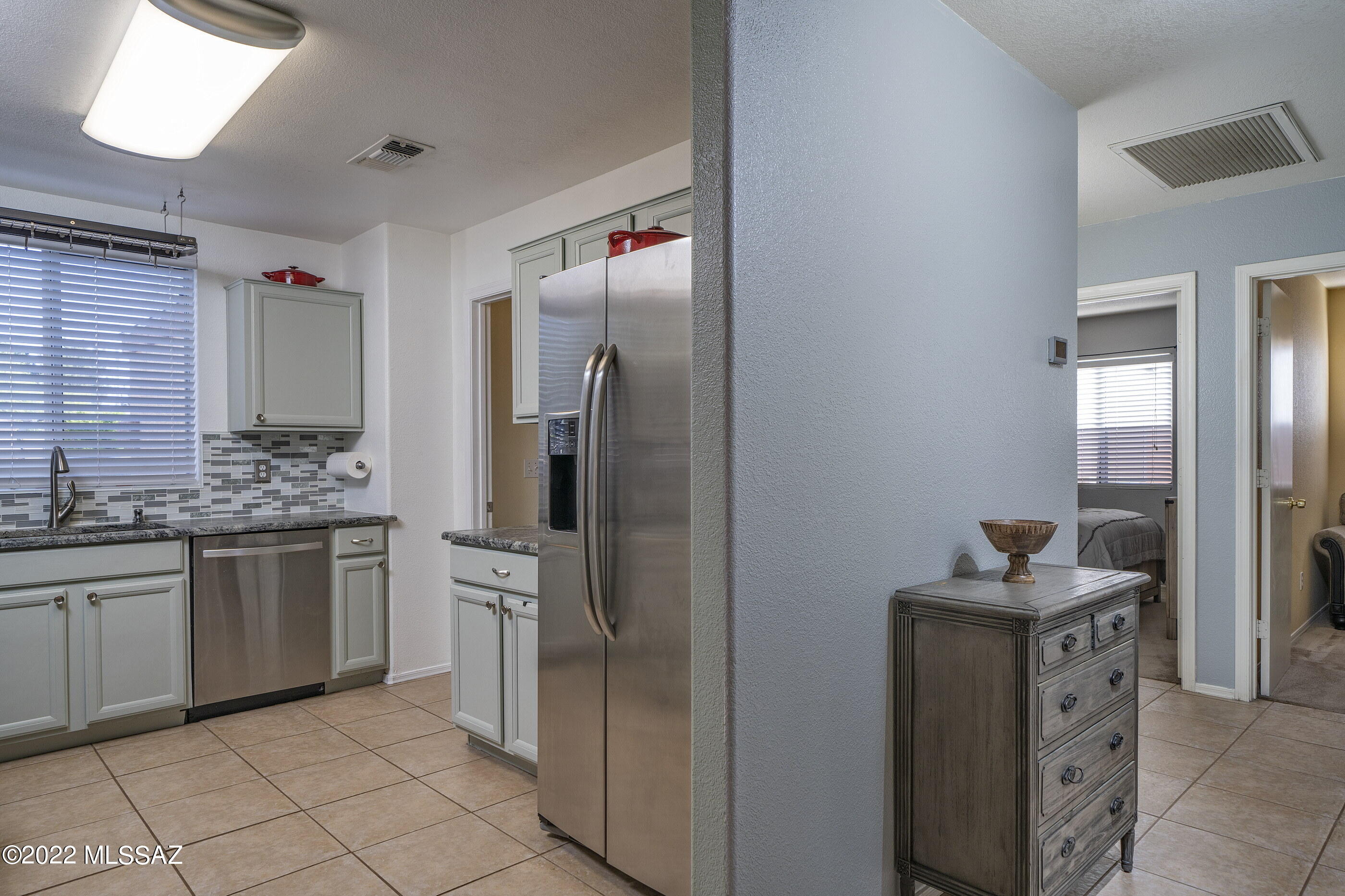 7335 East Cross Ridge Place Tucson, AZ 85710 - Photo 9 of 19
