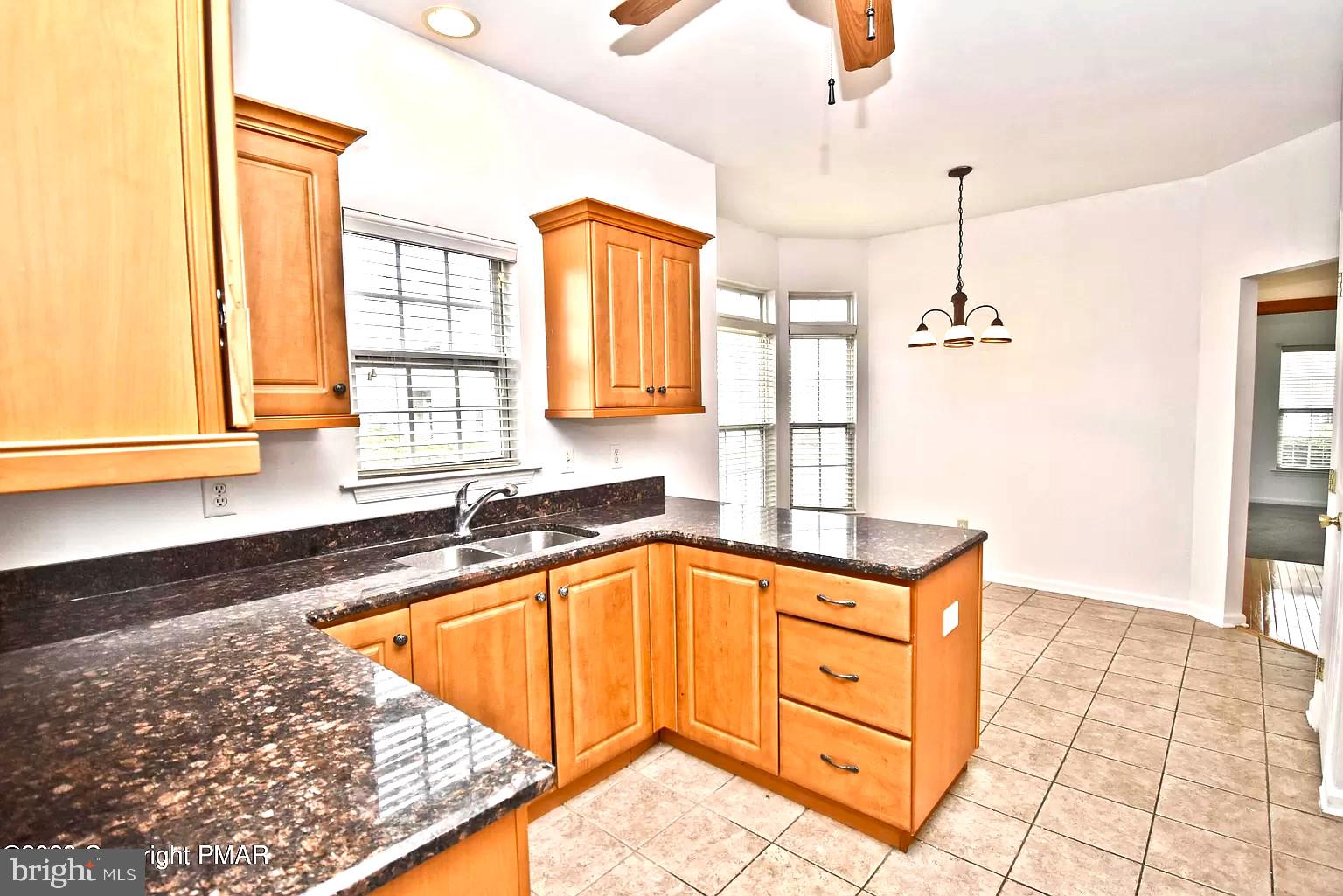 106 Bethpage Terrace Easton, PA 18042 - Photo 7 of 31