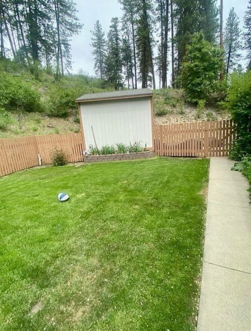 2 Fine Hill Road Kettle Falls, WA 99141 - Photo 5 of 34