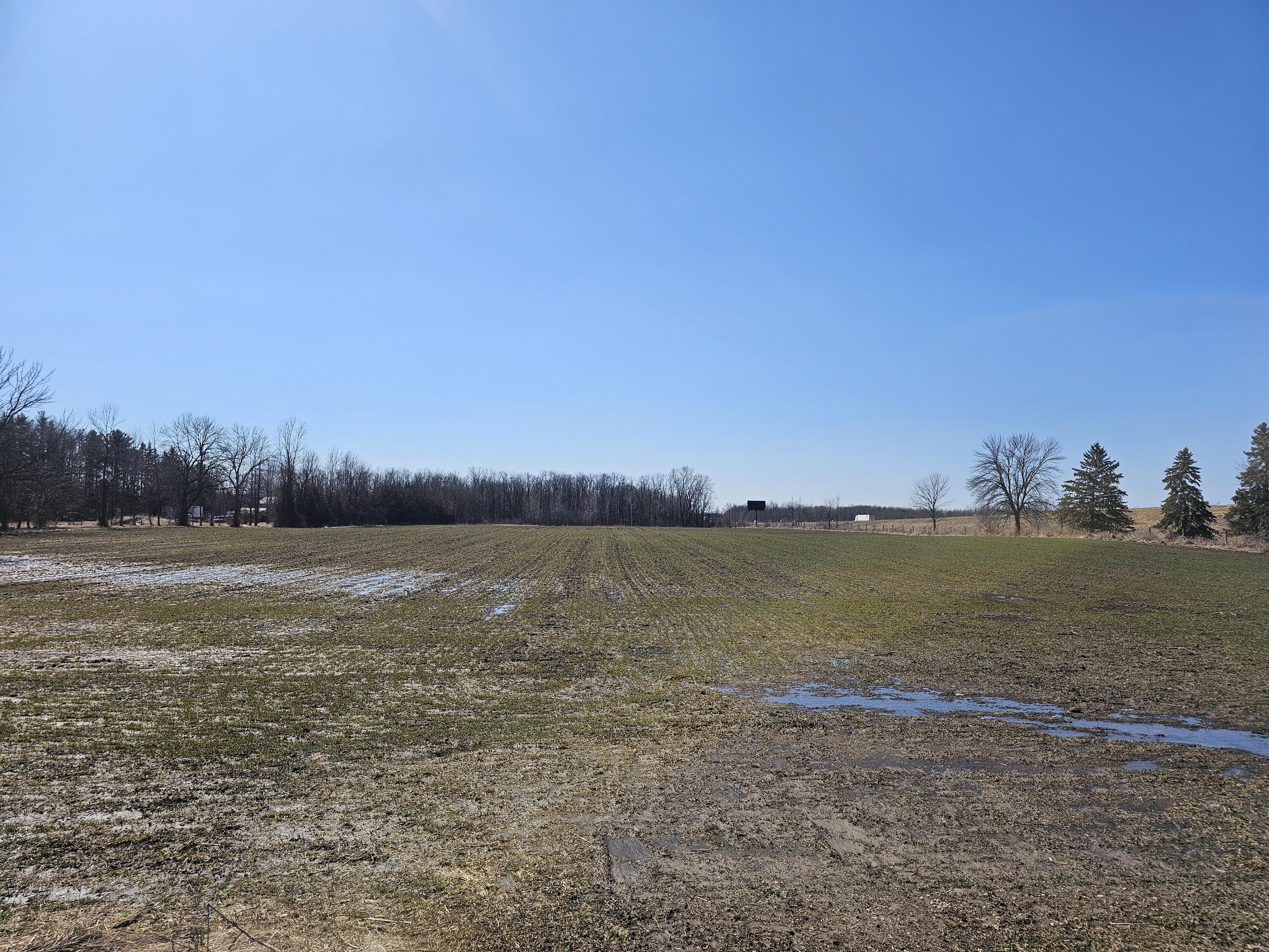 4501 Clover Road Newton, WI 54220 - Photo 2 of 5 20260407_110901