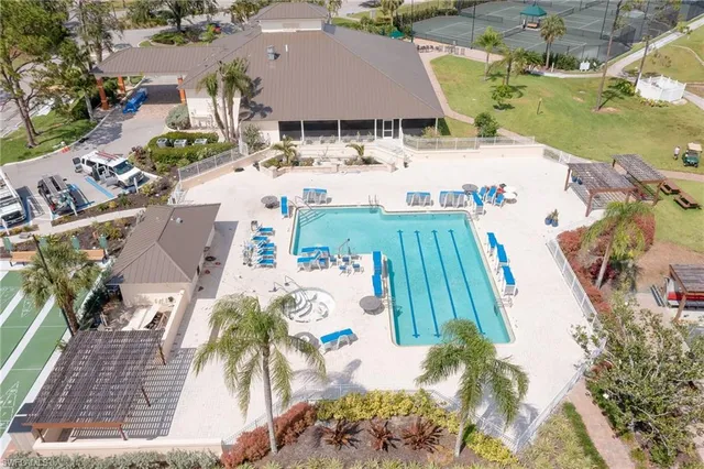 $274,900 | 19851 Breckenridge Drive, Unit 401, Estero, FL 33928