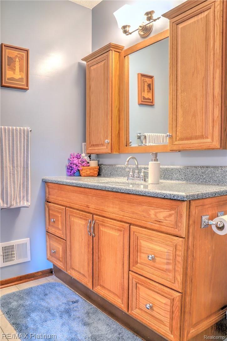 1763 Gunn Road Holt, MI 48842 - Photo 20 of 30 IMG_9849_50_51_Optimizer.jpg