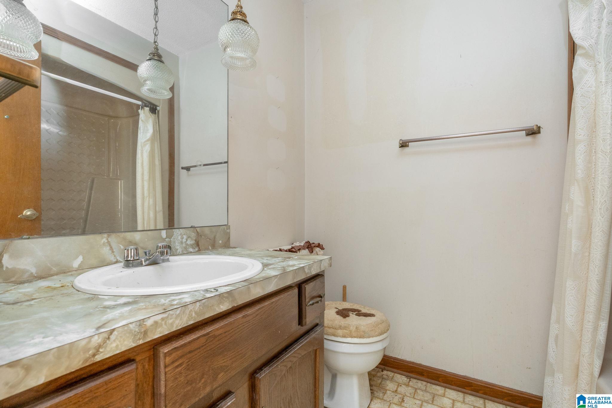 2520 Reed Road Northeast Birmingham, AL 35215 - Photo 14 of 23