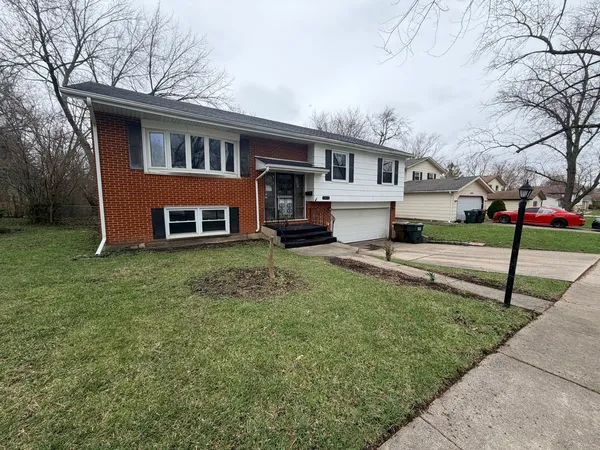 $185,000 | 4656 176th Place, Country Club Hills, IL 60478