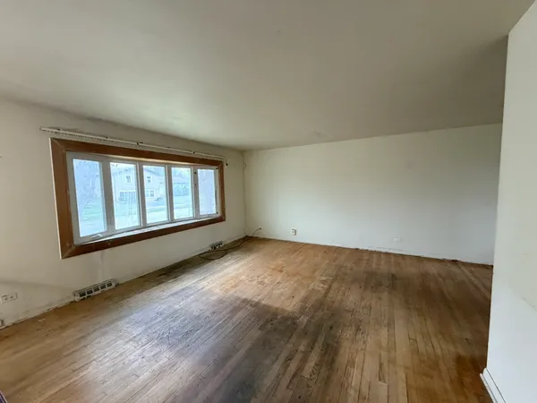 $185,000 | 4656 176th Place, Country Club Hills, IL 60478