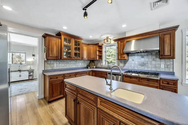 $785,000 | 348 Wakeby Road, Marstons Mills, MA 02648