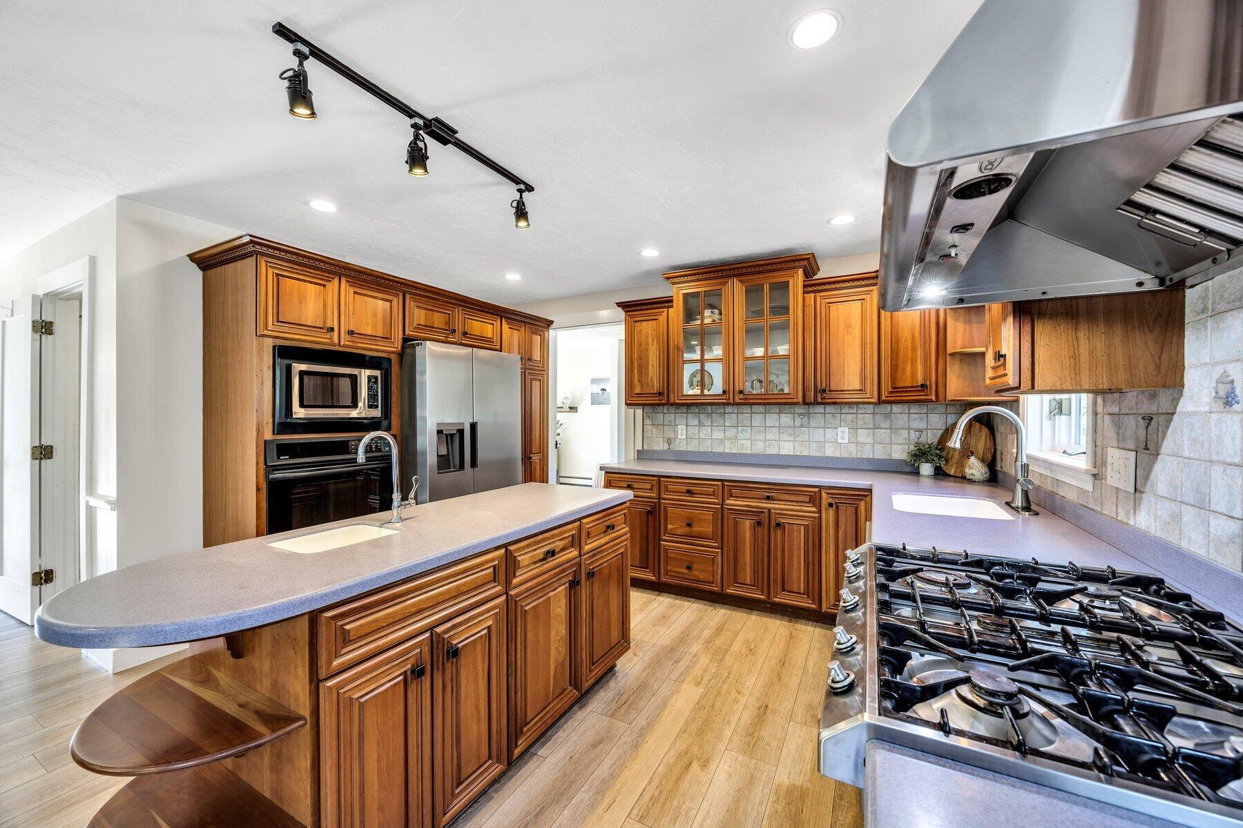 348 Wakeby Road Marstons Mills, MA 02648 - Photo 15 of 42 889A6795