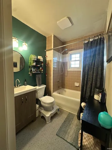 $159,900 | 1419 1/2 West 12th Street, Bloomington, IN 47404