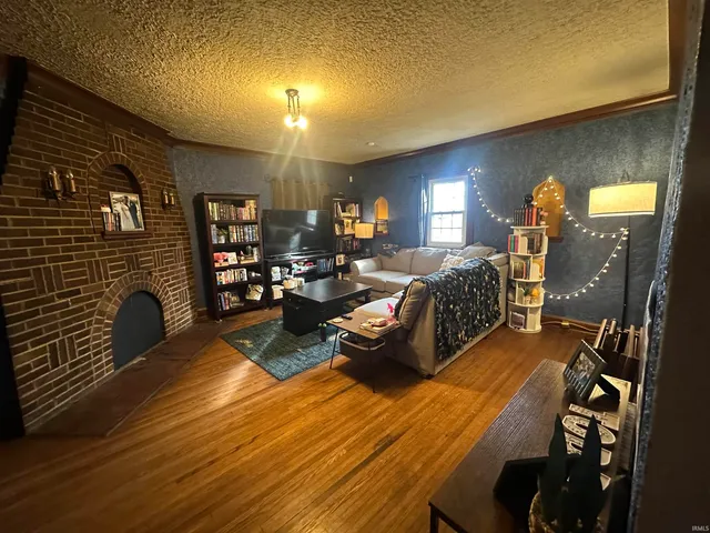 $159,900 | 1419 1/2 West 12th Street, Bloomington, IN 47404