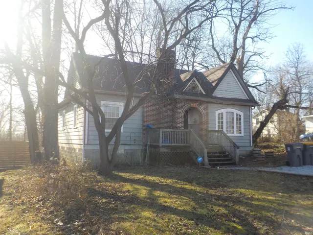 $159,900 | 1419 1/2 West 12th Street, Bloomington, IN 47404