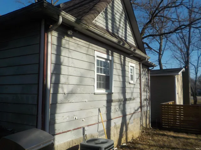 $159,900 | 1419 1/2 West 12th Street, Bloomington, IN 47404