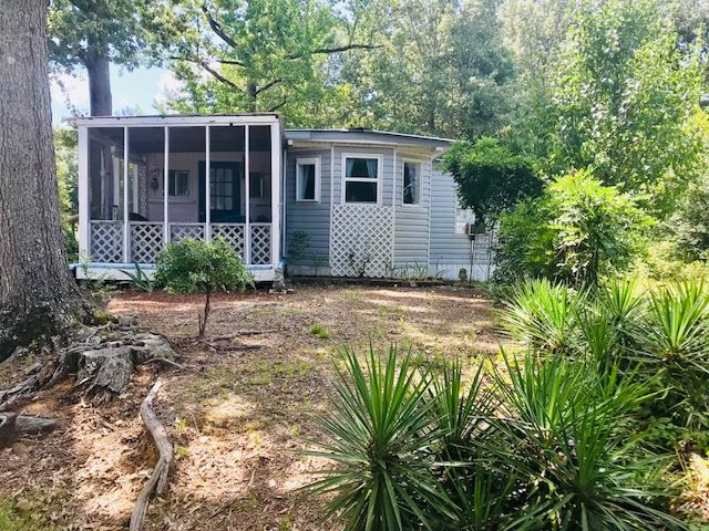 225 Pelahatchie Road Pelahatchie, MS 39145 - Photo 1 of 18 Photo 1