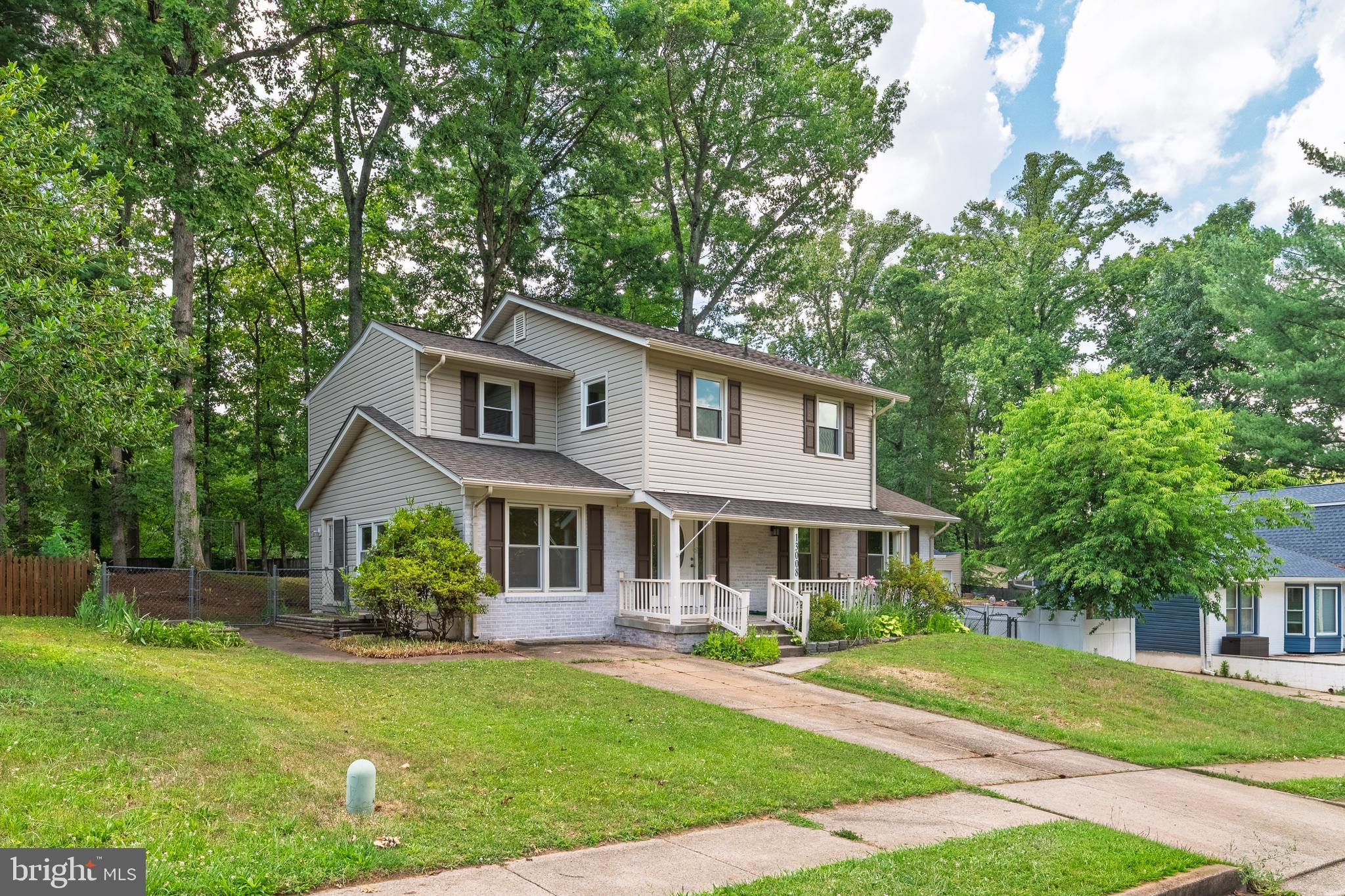 13008 Sturbridge Road Woodbridge, VA 22192 - Photo 3 of 25