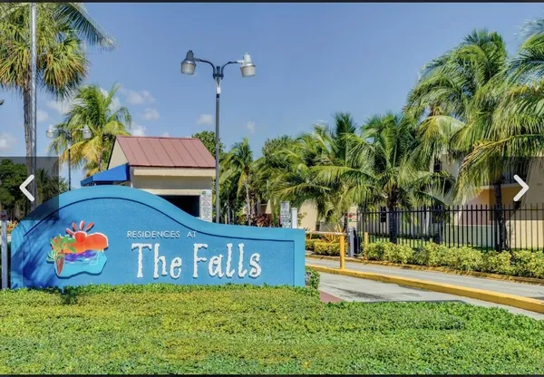 $2,500 | 13917 Southwest 90th Avenue, Unit 214B, Miami, FL 33176