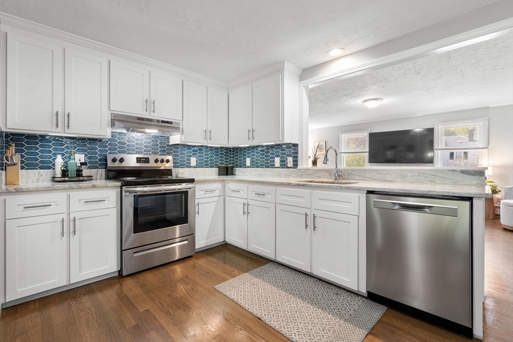 6 Glen Road Peabody, MA 01960 - Photo 11 of 42 Gallery Image 11