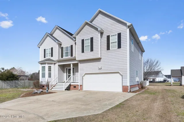 $434,000 | 817 Willbrook Circle, Sneads Ferry, NC 28460
