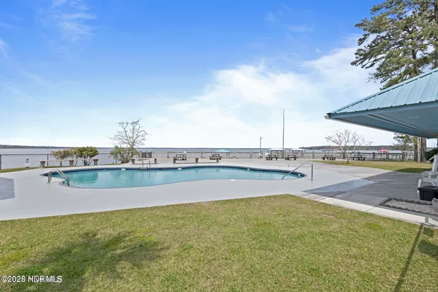 $434,000 | 817 Willbrook Circle, Sneads Ferry, NC 28460