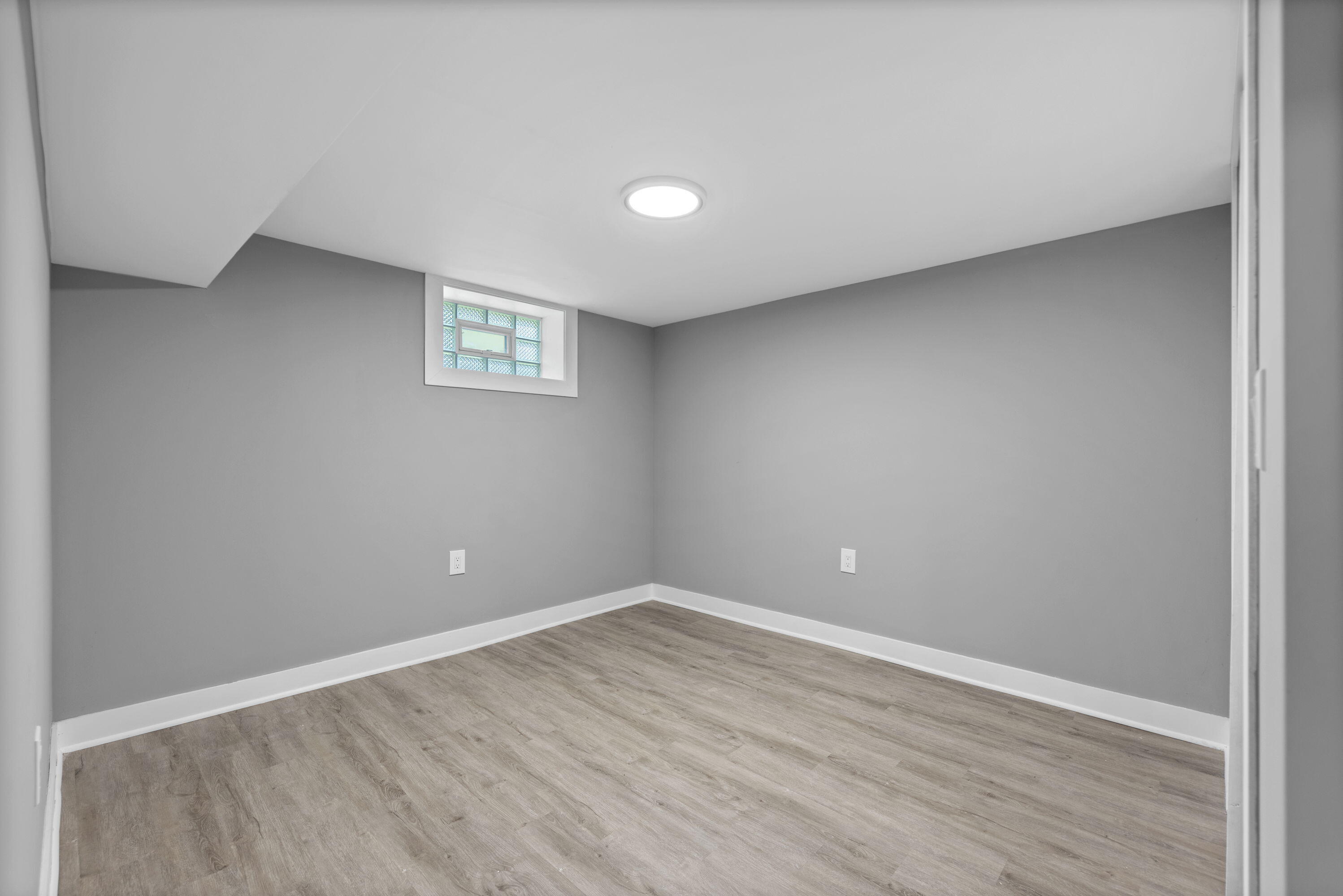 864 Ohio Street Gary, IN 46402 - Photo 19 of 27 a view of empty room