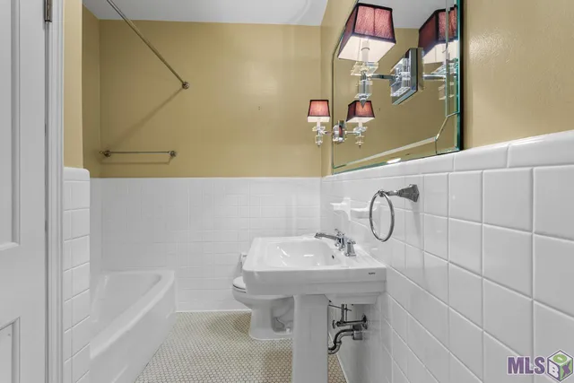 $628,000 | 2135 Kleinert Avenue, Baton Rouge, LA 70806