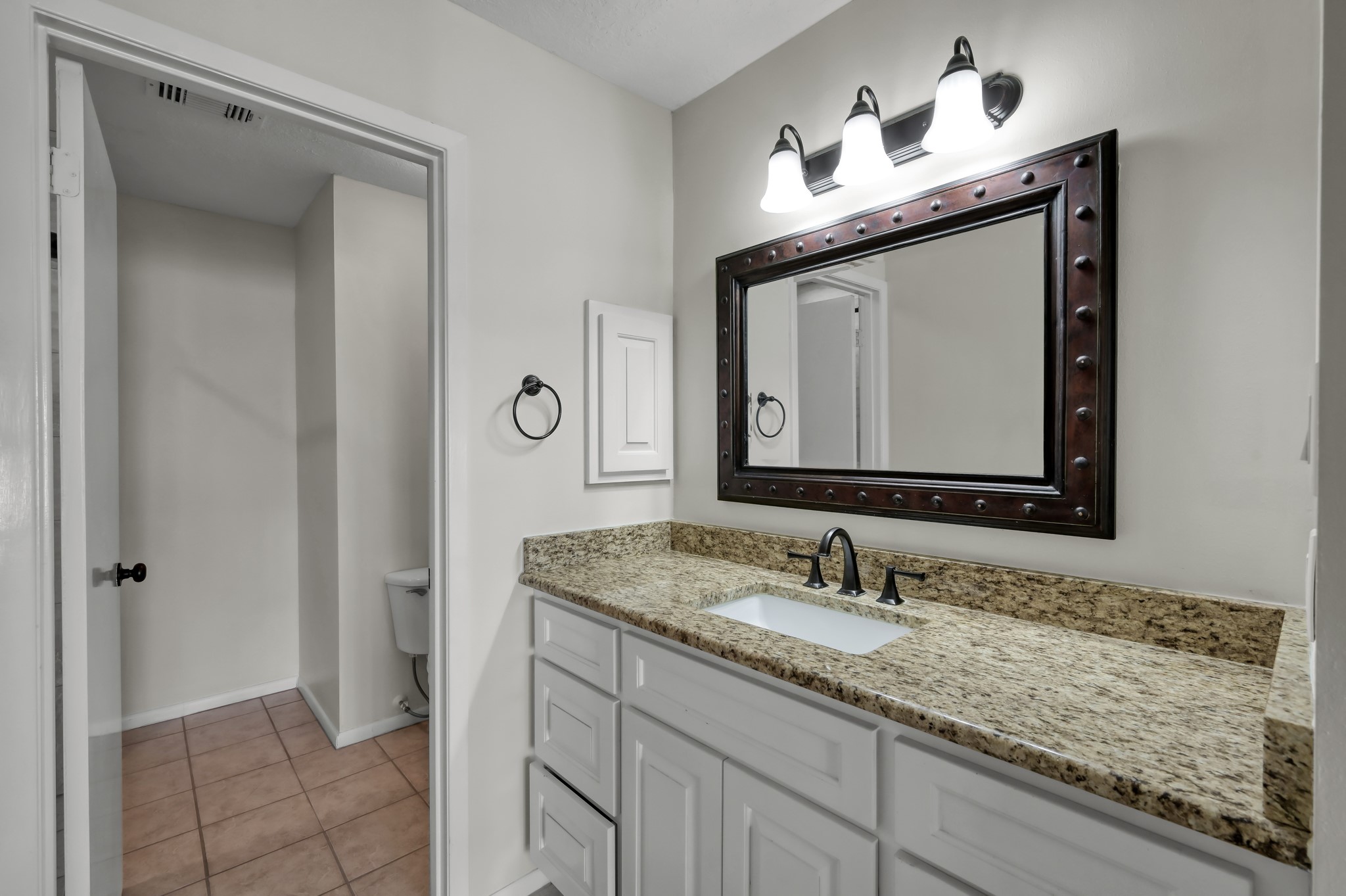33 Regency Point Montgomery, TX 77356 - Photo 13 of 29