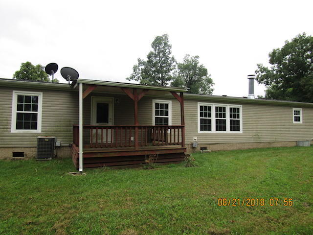 1562 Ellison Pulaski Road Eubank, KY 42567 - Photo 3 of 18 IMG_3359
