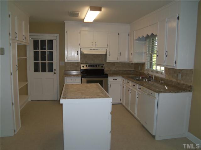 1252 Ridge Road Roxboro, NC 27573 - Photo 3 of 16 Gallery Image 3