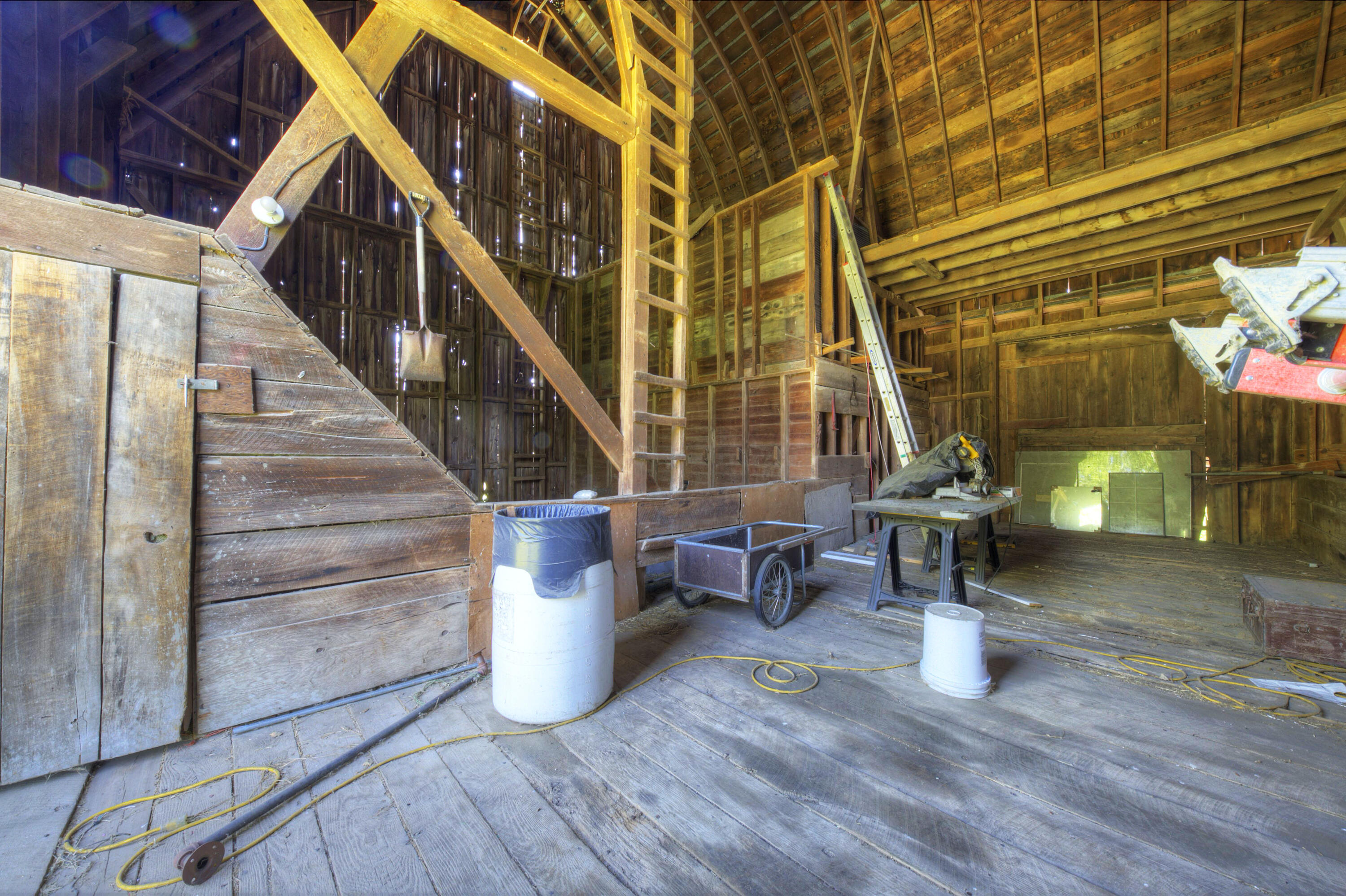 15610 Arnold Road Gregory, MI 48137 - Photo 71 of 90 Big barn interior 2
