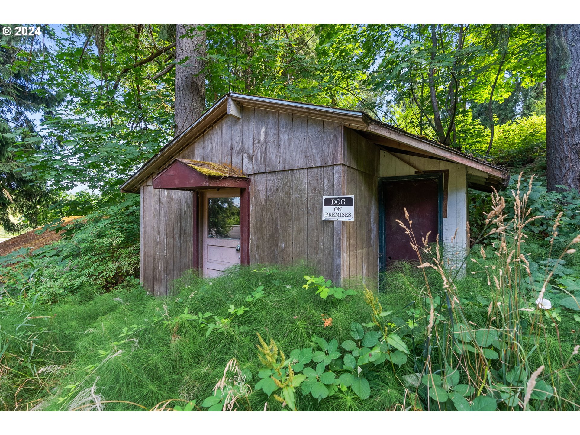 22037 Northwest St Helens Road Portland, OR 97231 - Photo 14 of 34 Gallery Image 14