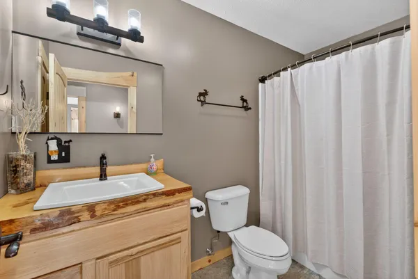 $1,200,000 | 1024 Cape Road, Limington, ME 04049