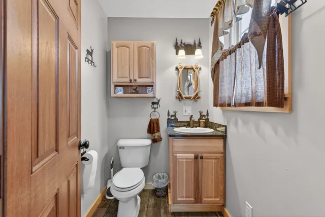 $1,200,000 | 1024 Cape Road, Limington, ME 04049