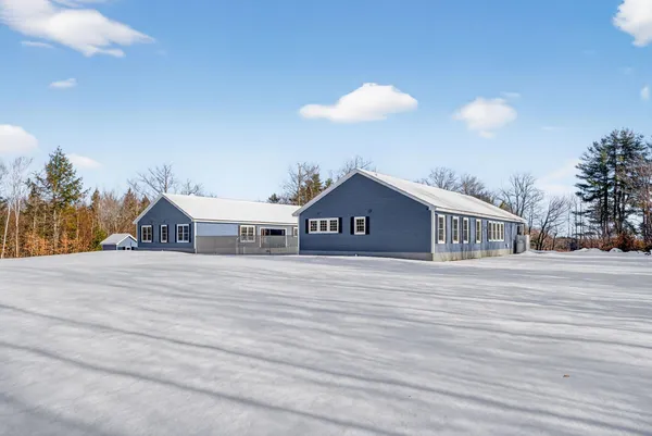 $1,200,000 | 1024 Cape Road, Limington, ME 04049